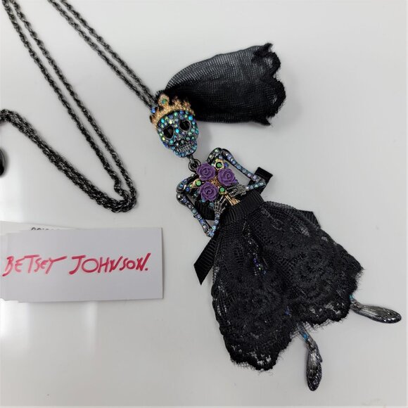 Betsey Johnson Rhinestone Skeleton Necklace w Black Lace NWT - Picture 6 of 12